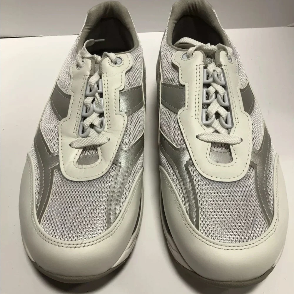 SAS Women's Tour Mesh Walking Shoes Silver, Size 9 W3